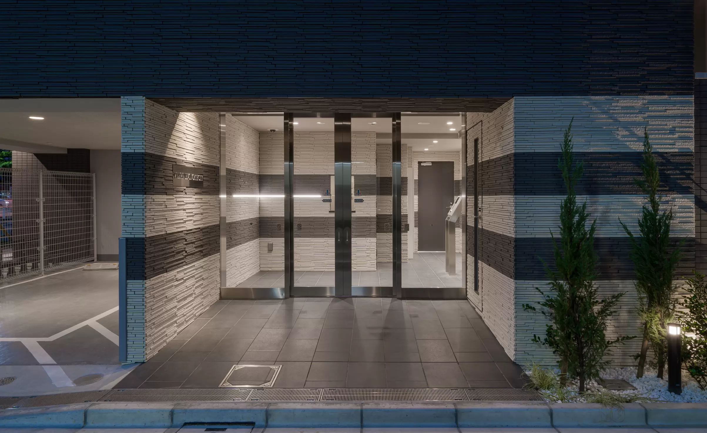 エントランスデザインも意匠設計の大事な要素。