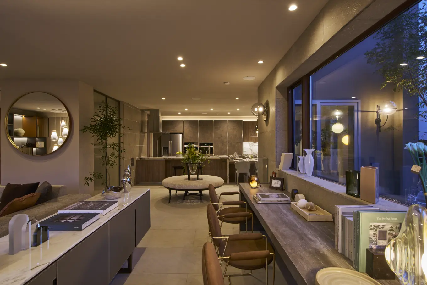 LUXURY URBAN UTOPIA！（リビング４）