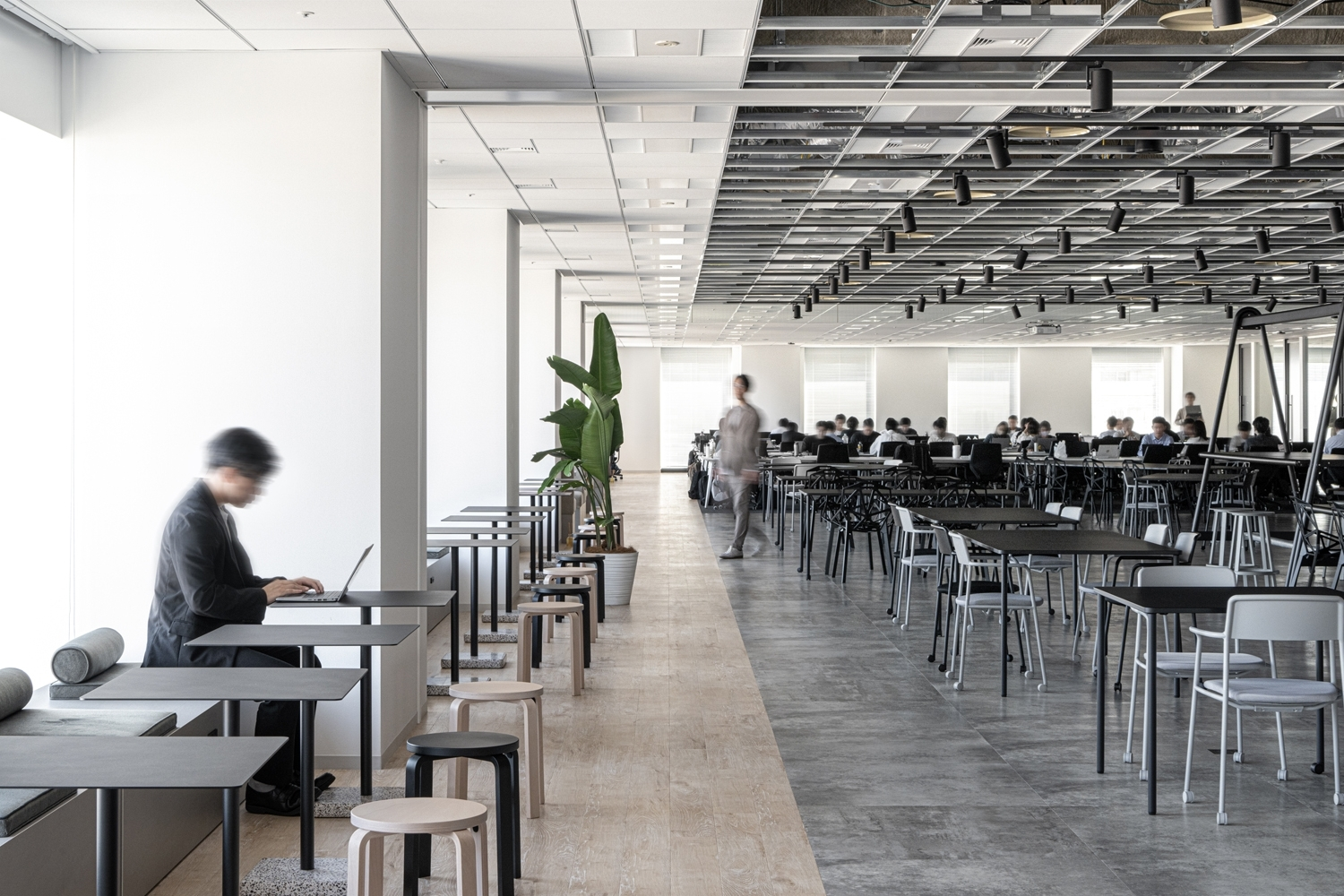 “仕事を楽しむ”を支える、新しいワークスペース