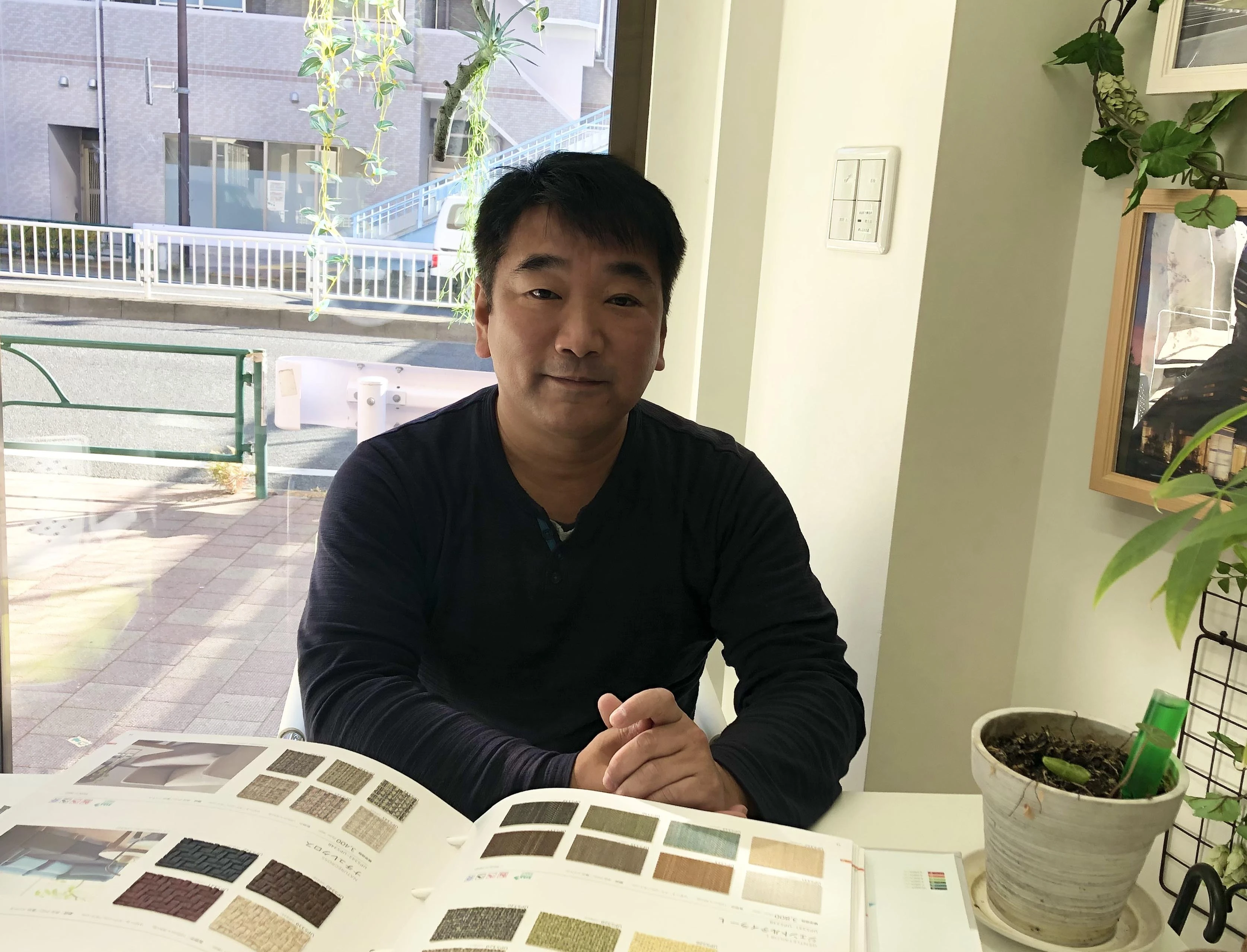 代表取締役の青柳です。業務は丁寧に教えていきますのでご安心ください。