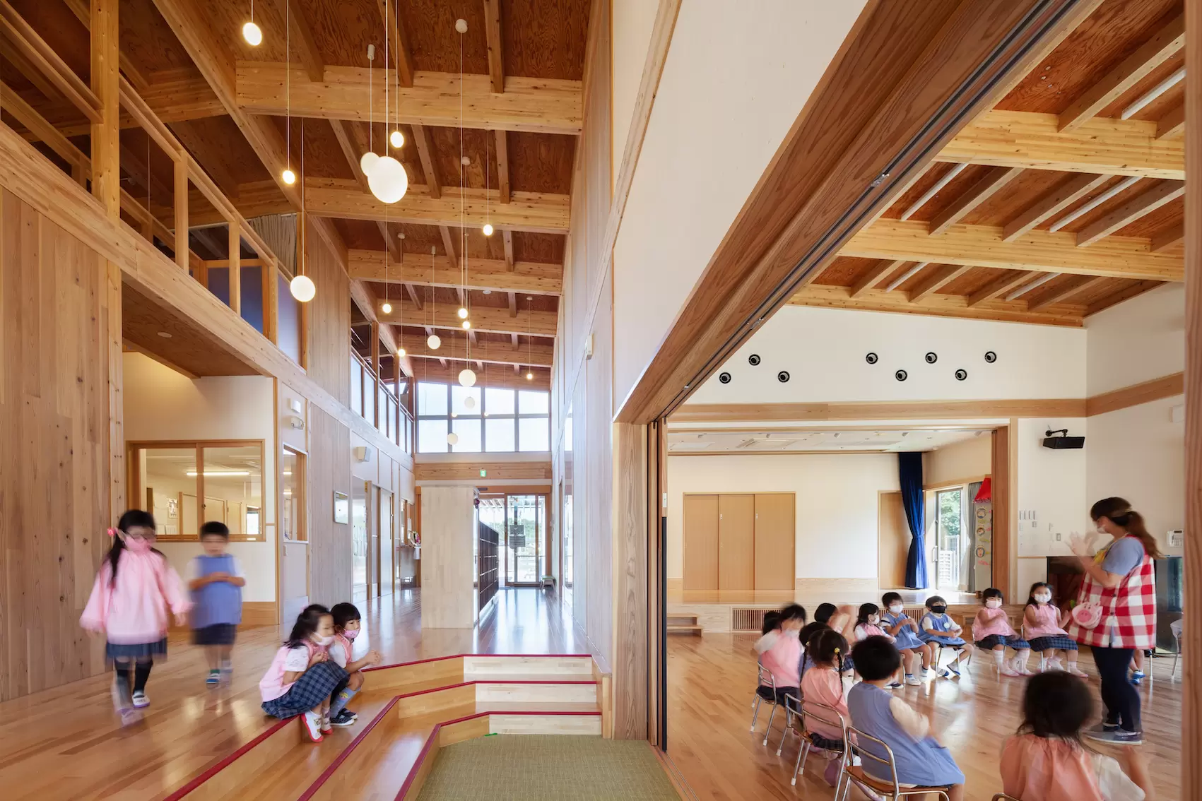 いなつきれんげ幼稚園/福岡県 CLTパネルの耐力壁 福岡県木造建築賞・木材利用優良施設コンクール受賞