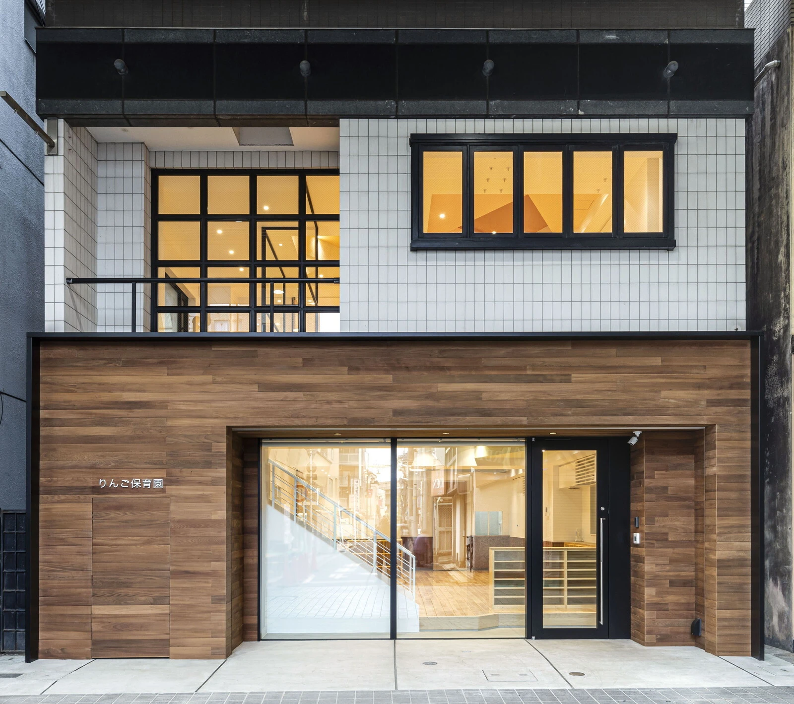 ビルの1,2階を保育園に改修