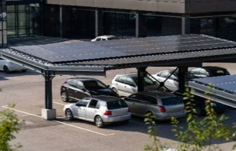 太陽光発電システム（カーポート設置）