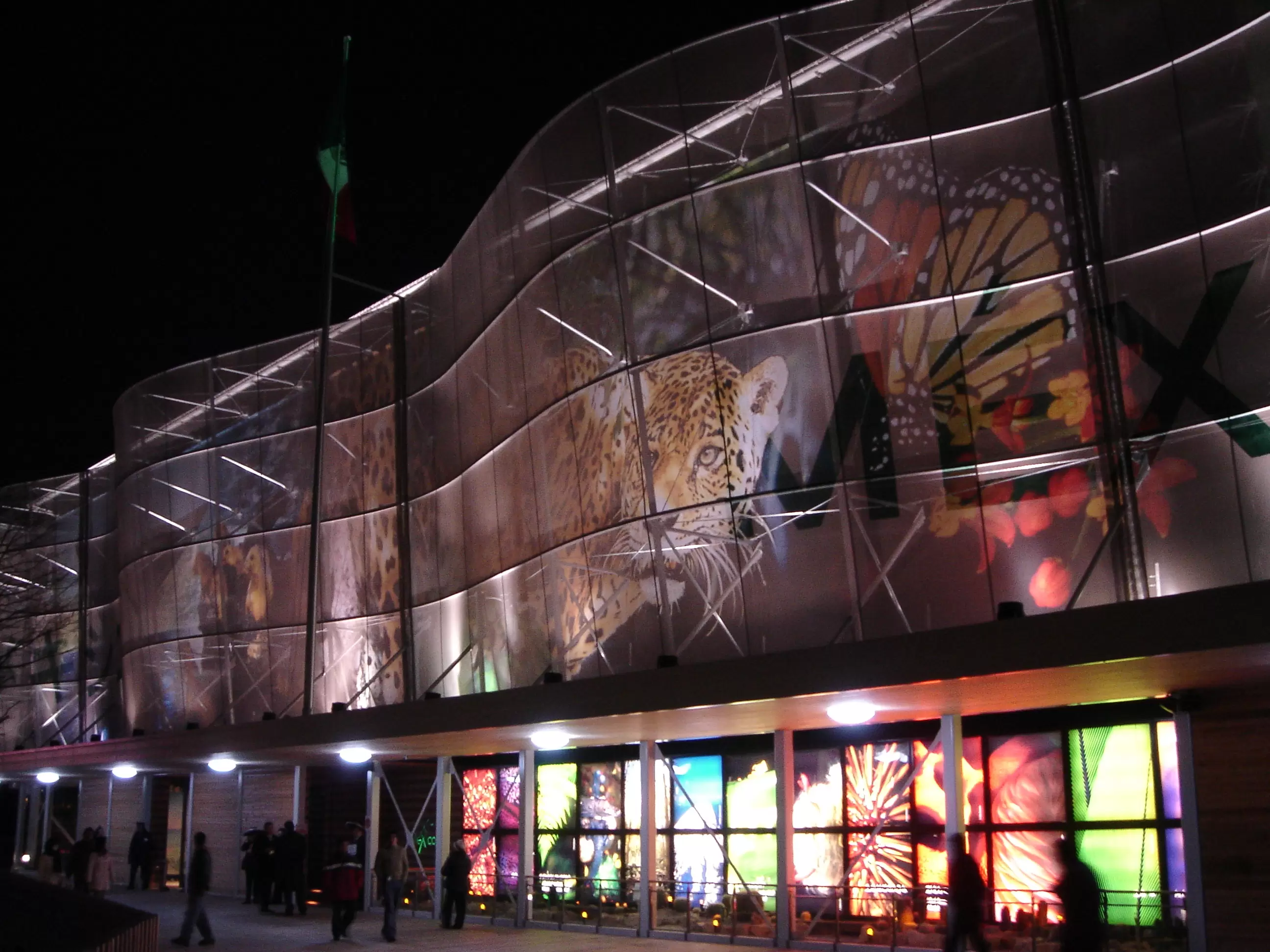 2005年日本万国博覧会メキシコ館外壁デザイン膜、設計施工