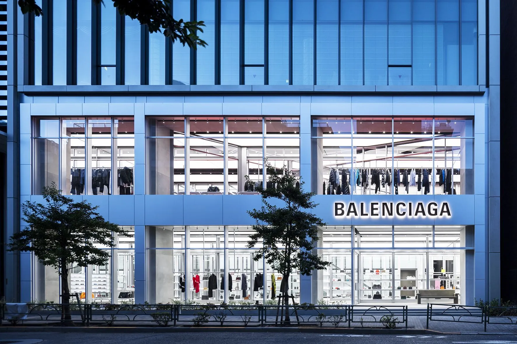 BALENCIAGA AOYAMA | 旗艦店舗設計事例