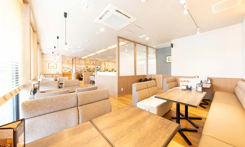 規格化することで合理化を行った喫茶チェーン店。