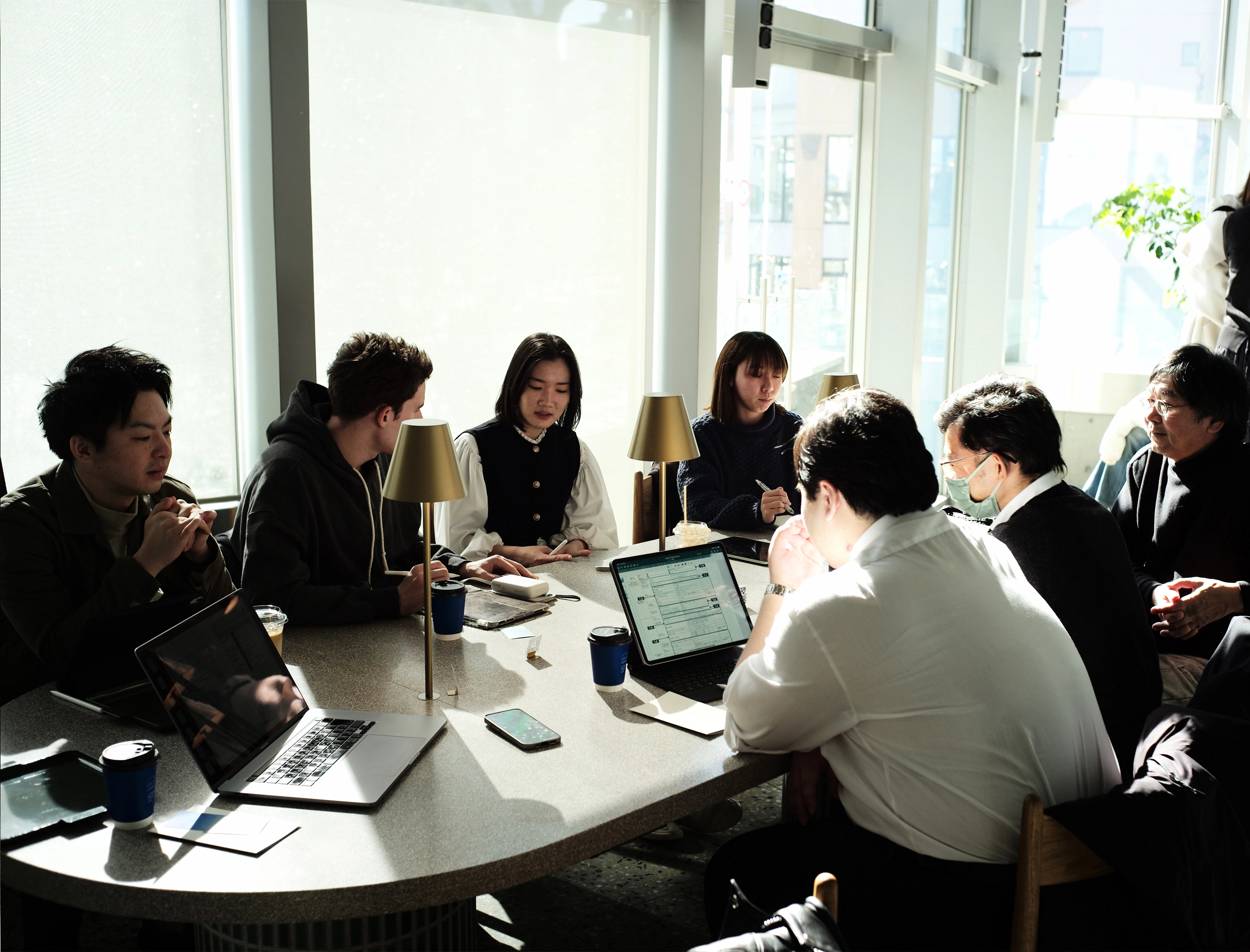 社内レビューという月に一度の研修会。BIM技術の共有、好きな建築の紹介や各自の仕事発表をしています。