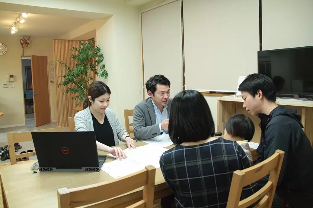 家の意匠性の好みや、ライフスタイルを設計士がヒアリング　お客様の理想の家を提案します