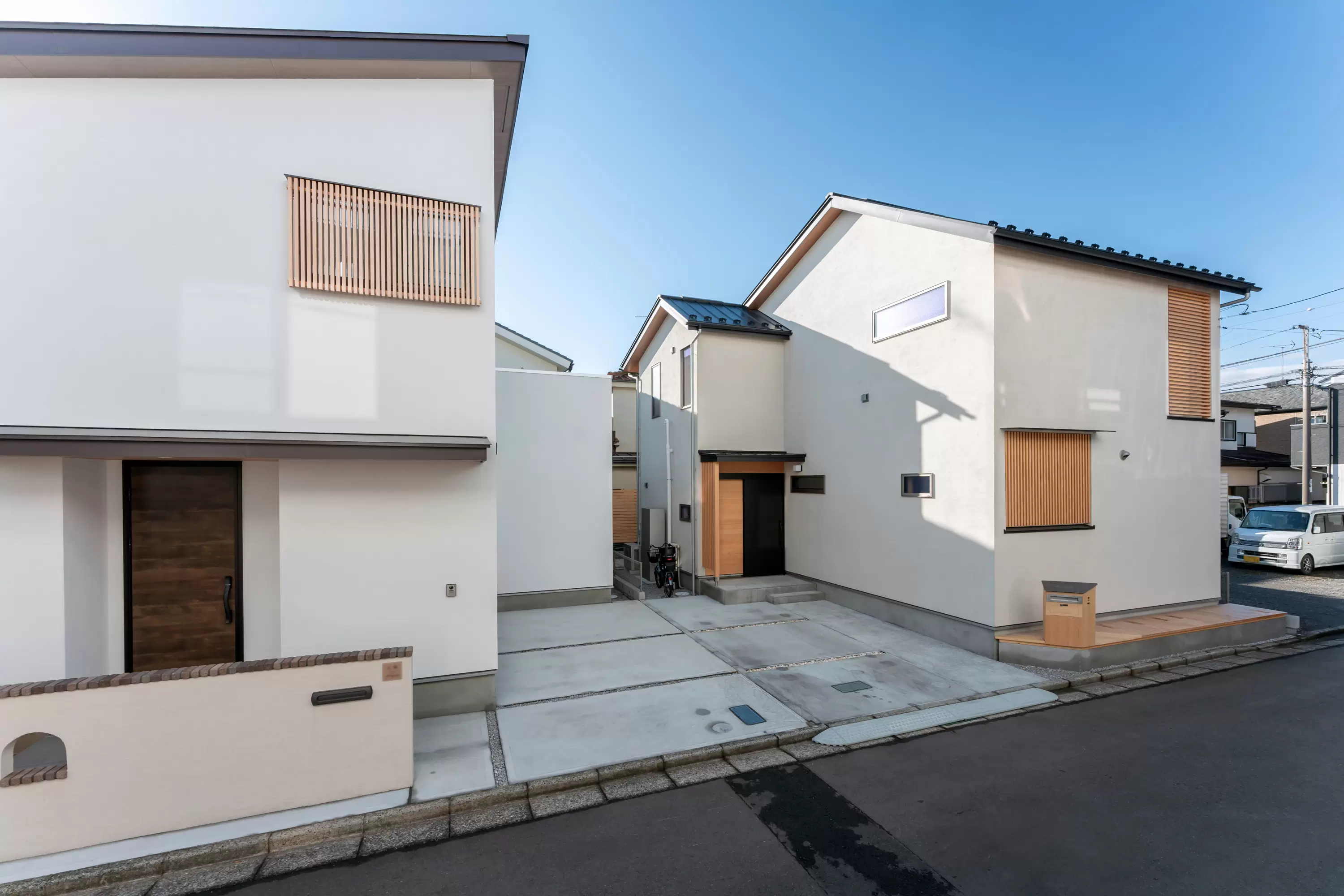 自然素材をふんだんに使った　安心安全な　ちょっとかっこいい家づくりを目指しています